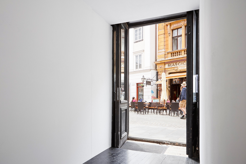 Nika Span_Škuc Gallery 40th Anniversary: Exhibition. Nika Špan: U_photo Klemen Ilovar